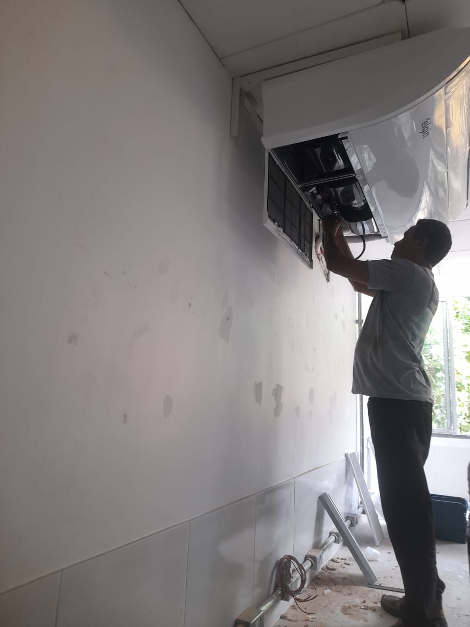 WhatsApp Image 2024-03-06 at 14.18.37 (2)